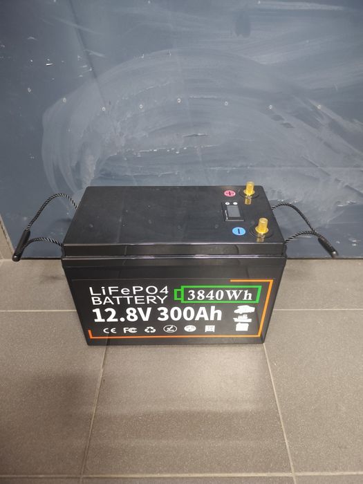 Nowy akumulator LifePo4 12V 300Ah z BMS do kampera łodzi 345x190x250mm