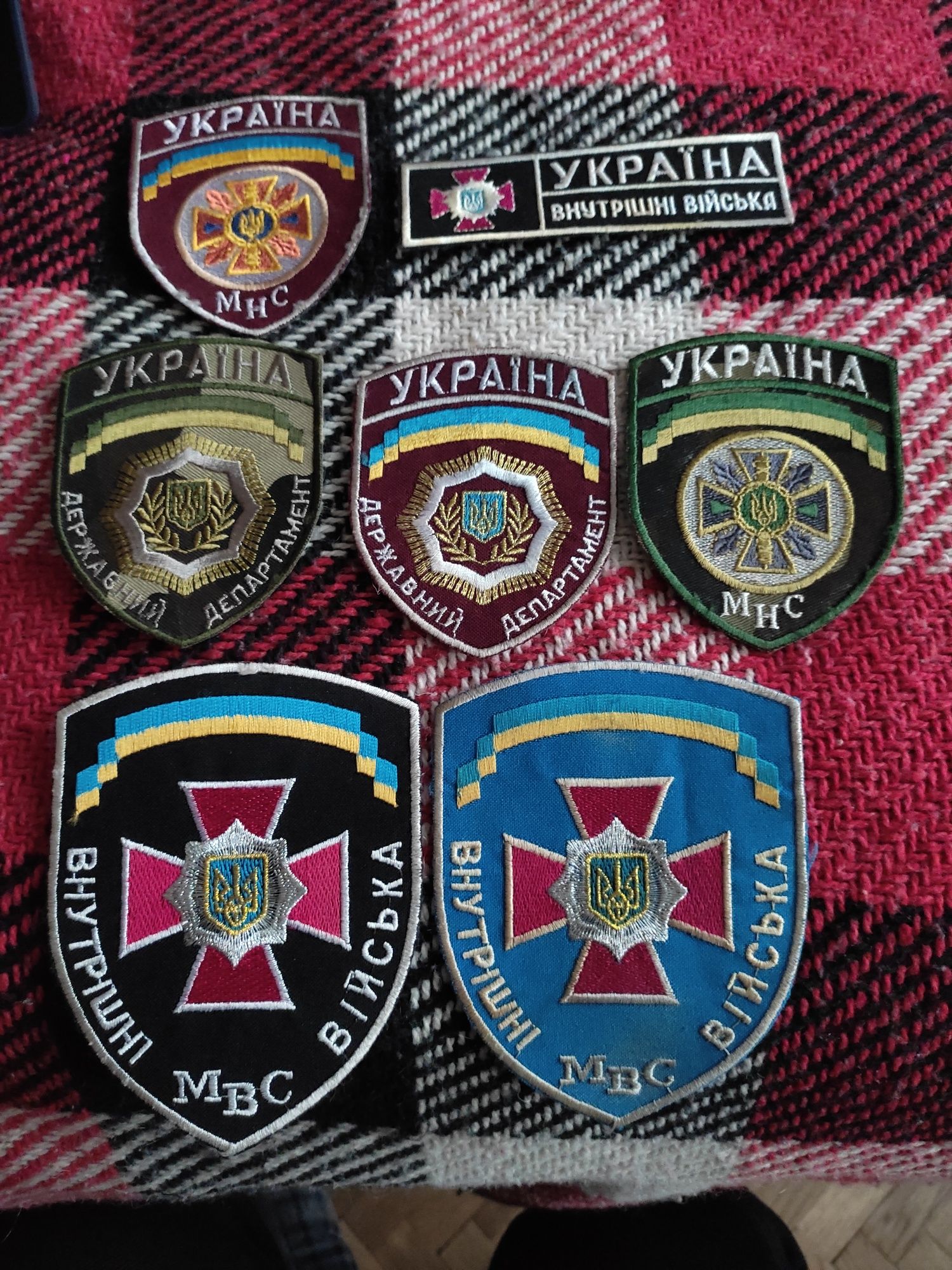 Українські шеврони 90-х рр.(7 штук.)