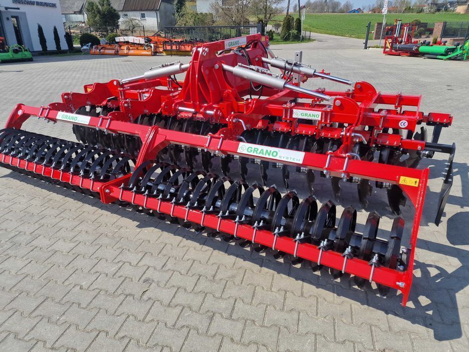 Brona talerzowa hydrauliczna GRANO SYSTEM 4 m 4,5 m 5 m TORNADO