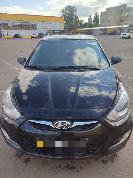 Hyundai Accent IV
