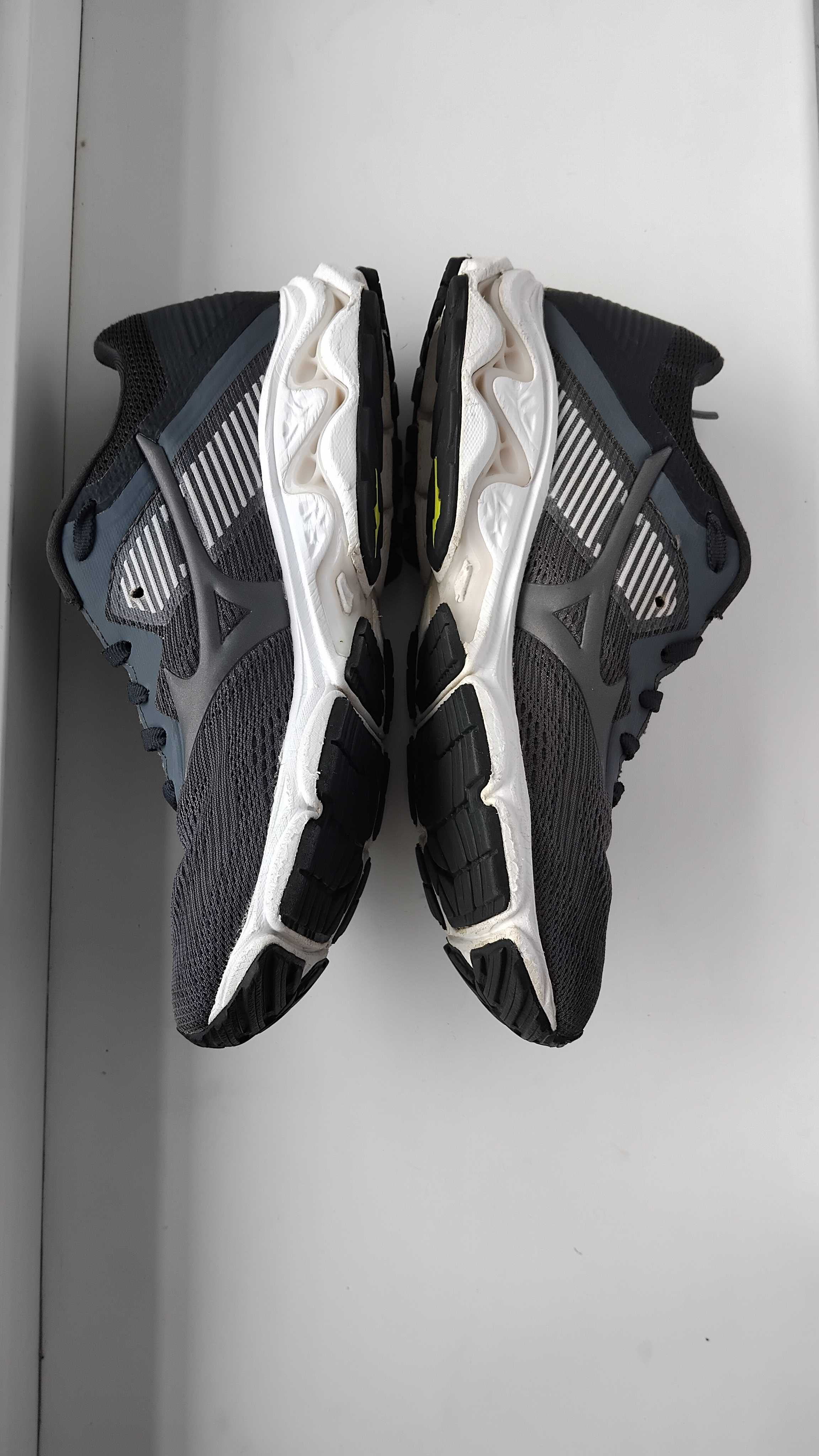 Mizuno wave inspire16 38р 24см кросiвки