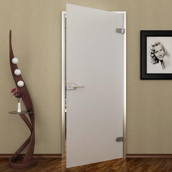 душевые двери,перегородки,витрины,ограждение, из закаленного стекла