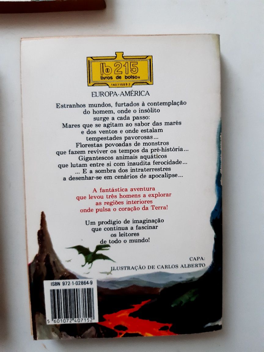 Livros colecção Júlio Verne Um capitão de quinze anos"