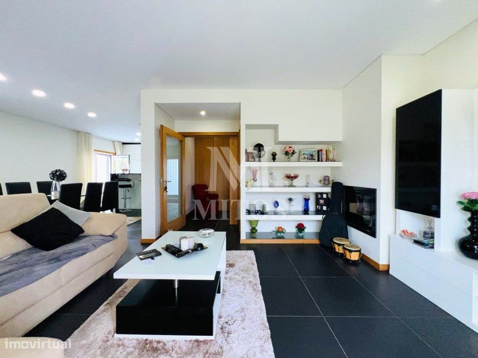 Moradia T4 para venda em Mazarefes - Viana do Castelo