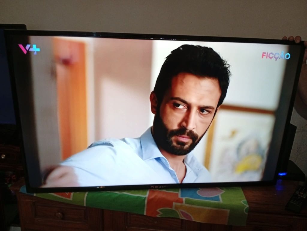Televisão Vendo En bon estado fonciona Ben