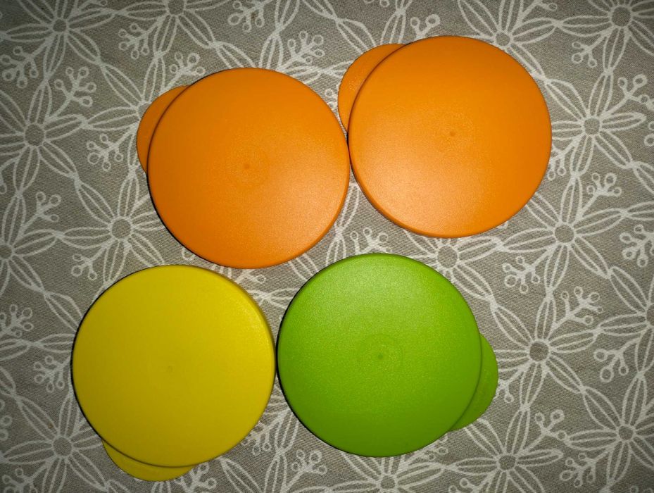 Tampas copos da Tupperware