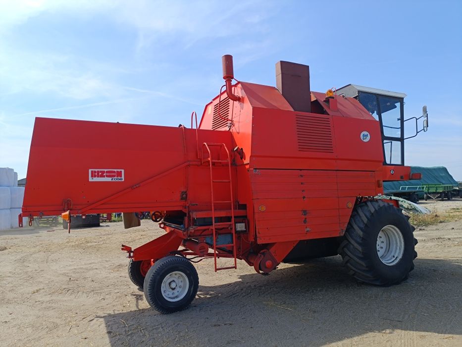 Kombajn zbożowy bizon rekord Z058