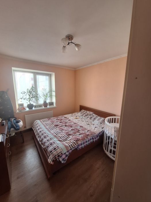 Продаж 3-х кімнатної квартири р-н 5 школи
