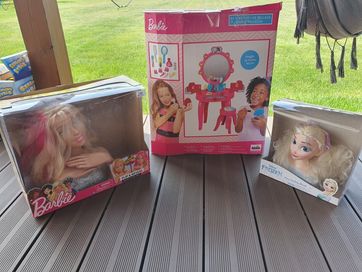 Toaletka oryginalna Barbie Mattel plus głowy do czesania