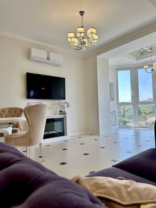 Продаж ЖК « Акварєль» , ЖМ Перемога