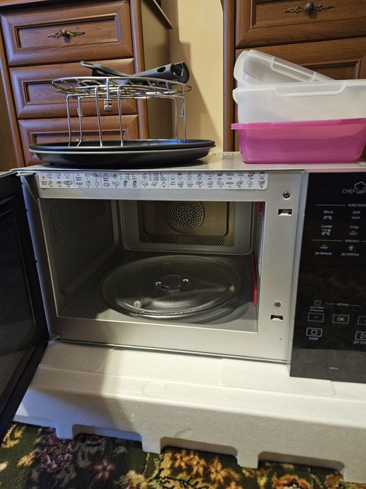 Whirlpool MCP 349 WH – mikrofalówka z grillem i Crisp | stan idealny