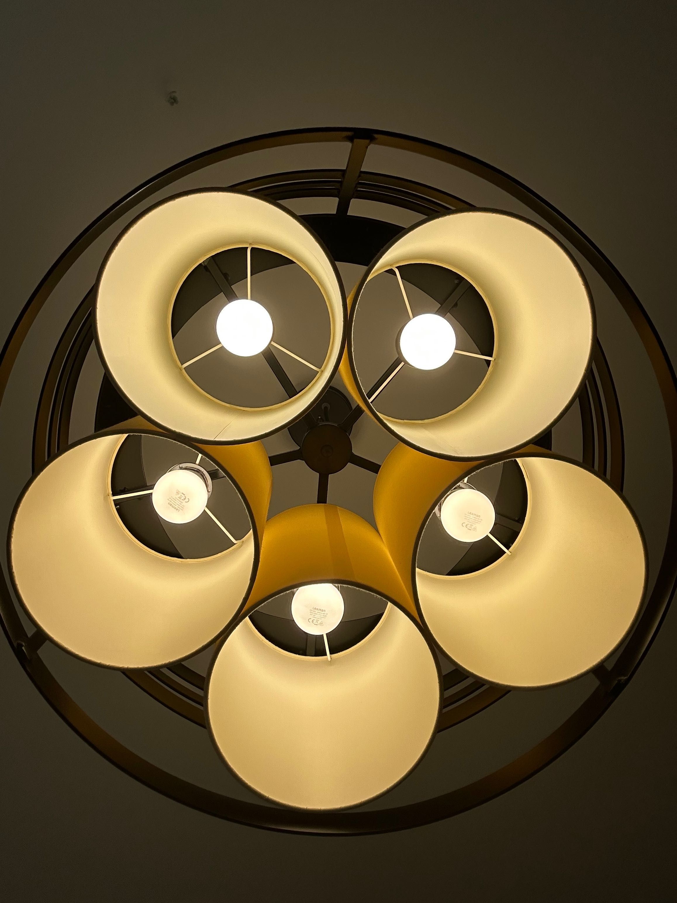 Candeeiro Mambo C/ 5 Lampadas Led's.