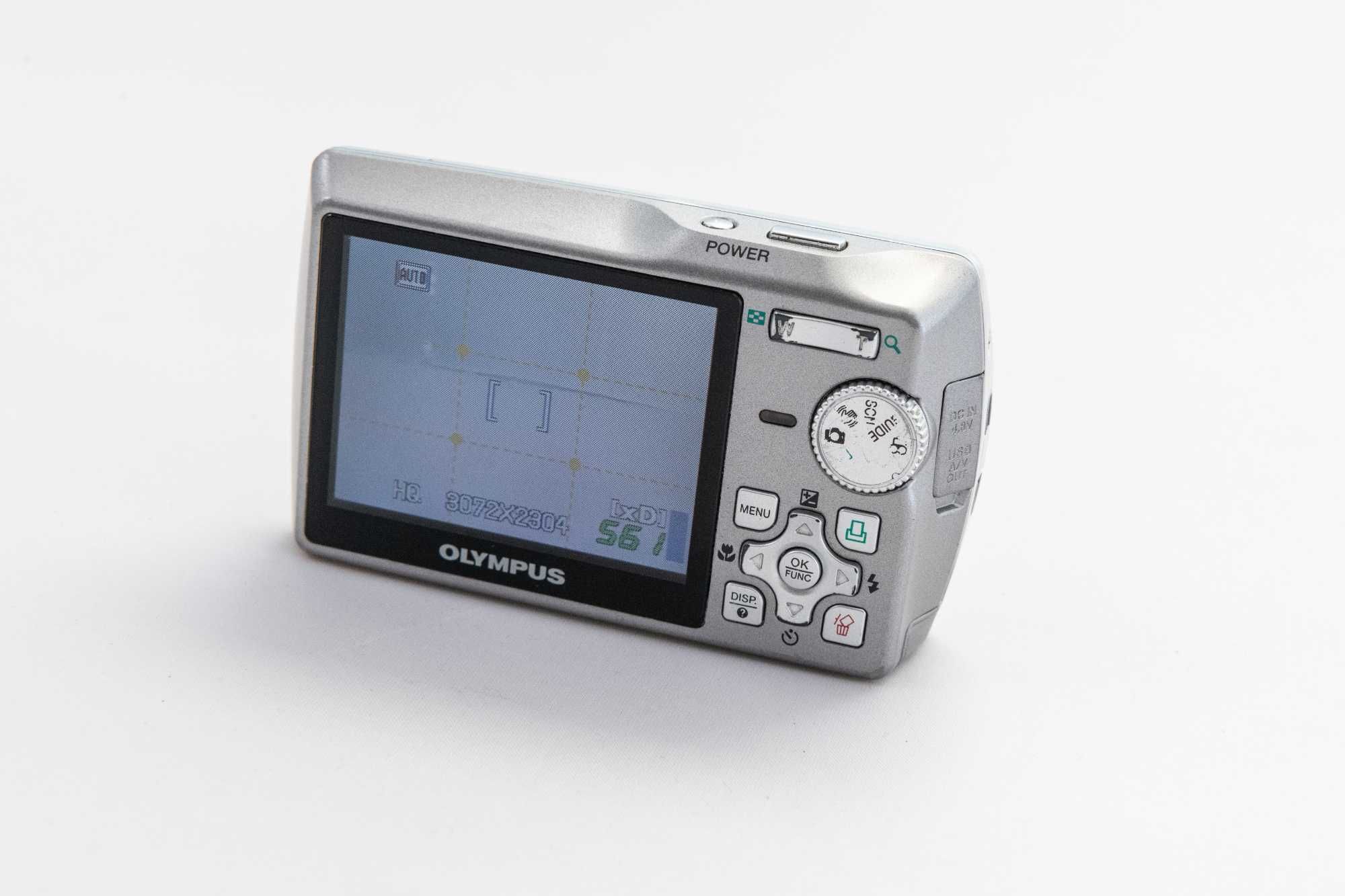 Kieszonkowy aparat cyfrowy Olympus MJU 700 | podwodna obudowa