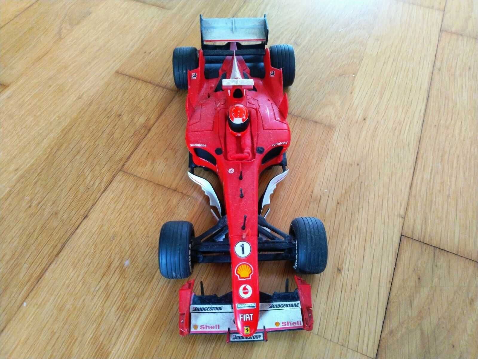 F1 Ferrari F2005 – Michael Schumacher – Figura 1:18 (Fórmula 1)