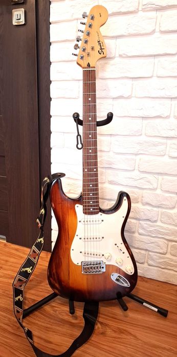 Squier Affinity SSS Sunburst Relic, pełny pakiet !!!