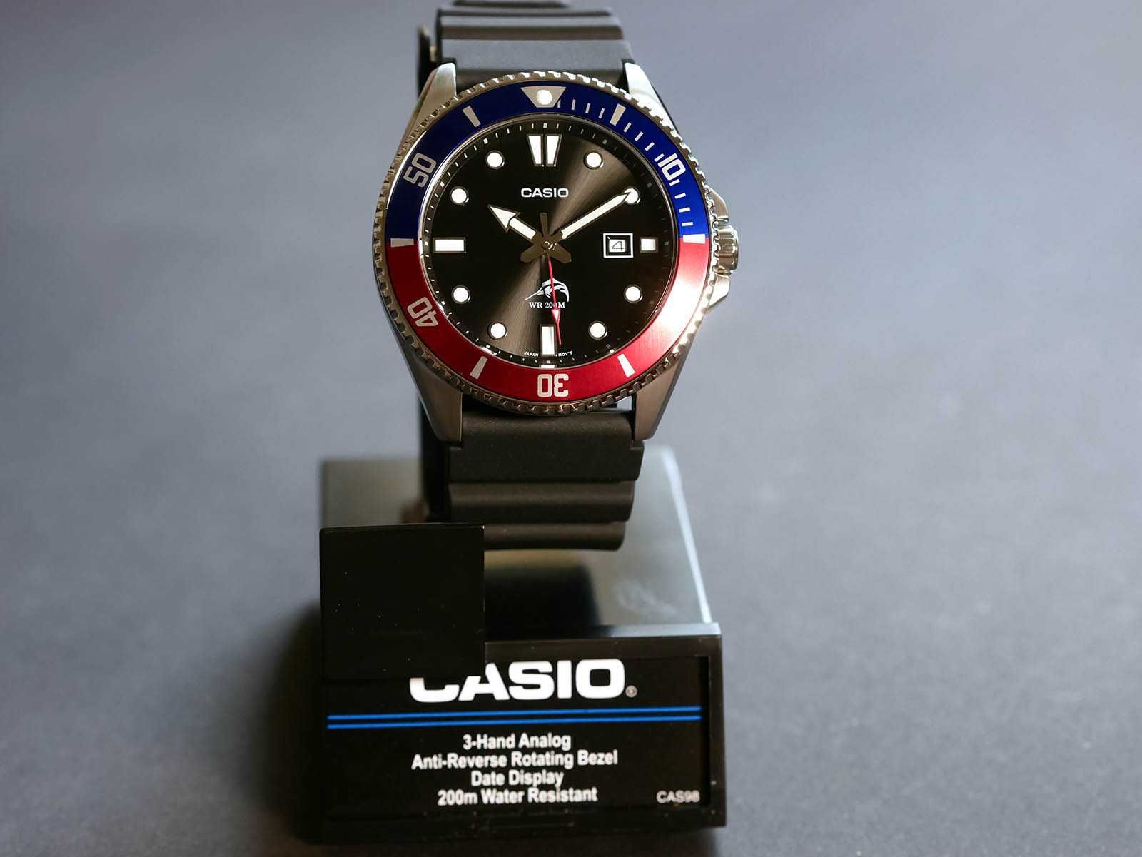 Часы Casio MDV-106B-1A2V Ø44мм для дайвинга