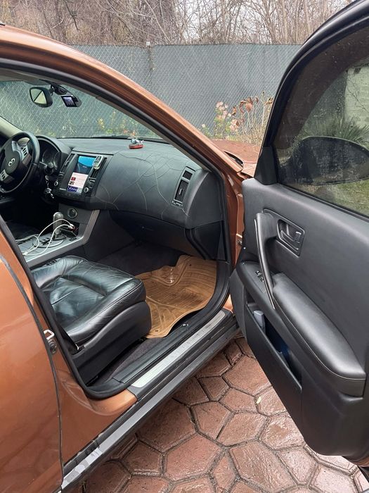 Infiniti fx35 3.5