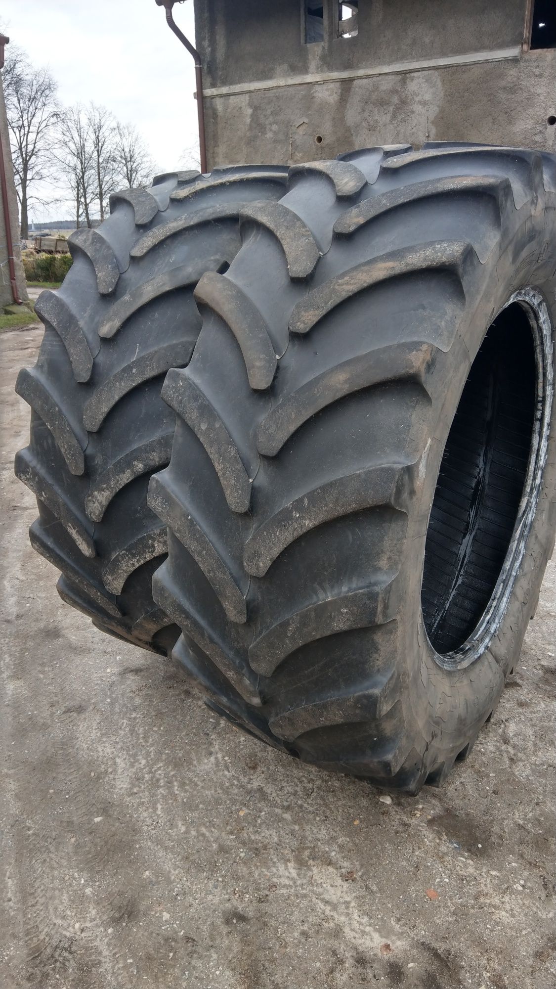 Opony 620/70R42 Firestone 650/65R42 John Deere Fendt MF Deutz Case