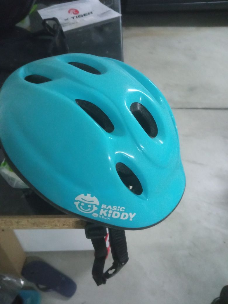 Capacete bicicleta criança