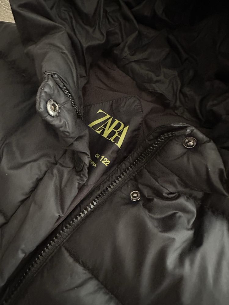 Пуховик zara на дівчинку