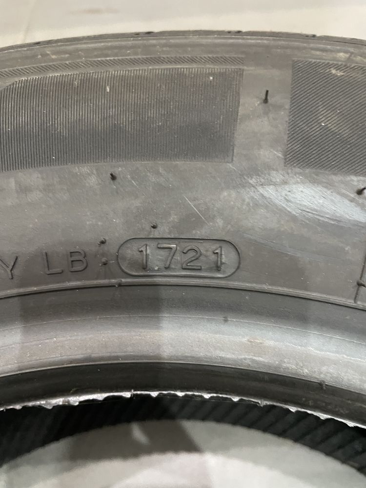 215/65 R16C Laufen X Fit Van Nowe