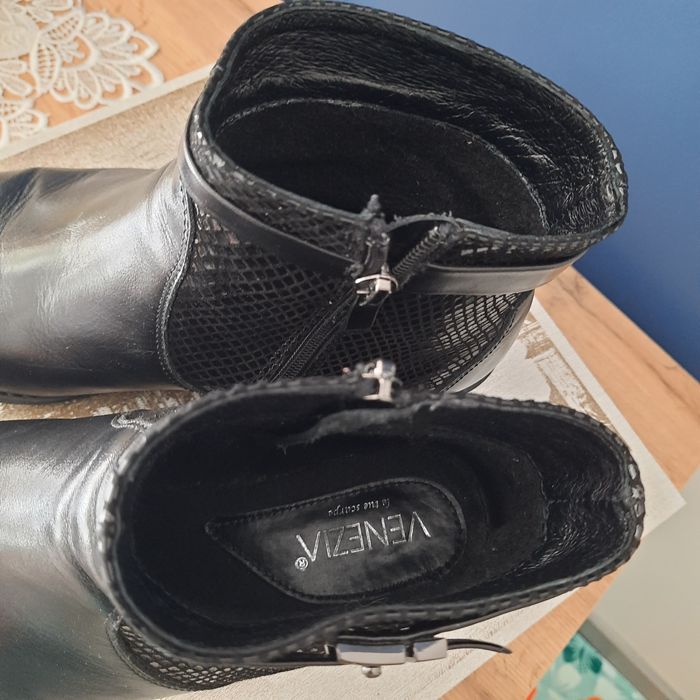 Botki buty VENEZIA r. 39 skóra naturalna zamek wzór wąż