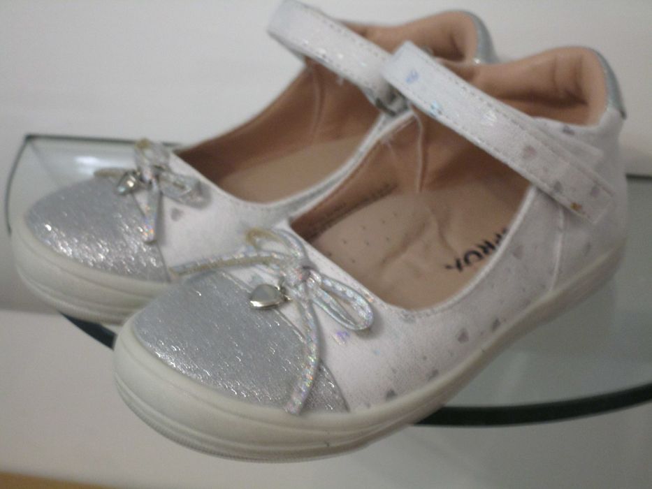 Туфельки белые Sprox, размер 26