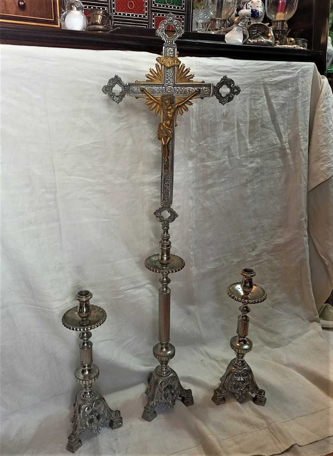 Conjunto Crucifixo Par Castiçais