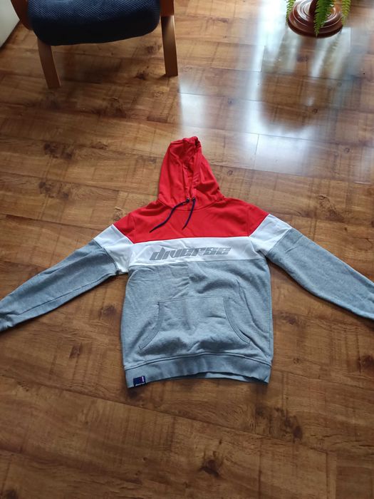Bluza Diverse z kapturem