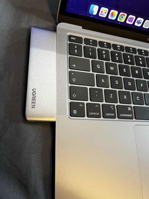 Apple macbook Air M1 13.3" 8GB Ram 256GB SSD Stan idealny