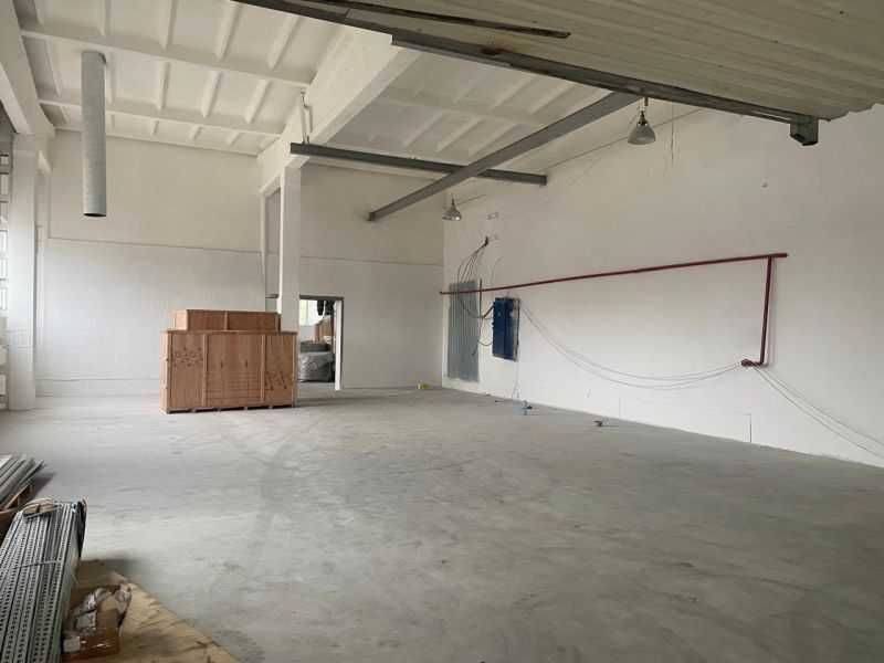 Сдам отличное помещение под склад или производство. 850 кв.м.