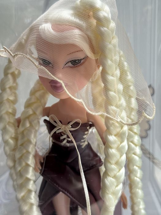 Bratz Bratzaversary 2025 Jade Collector doll Братц Джейд ювілейна