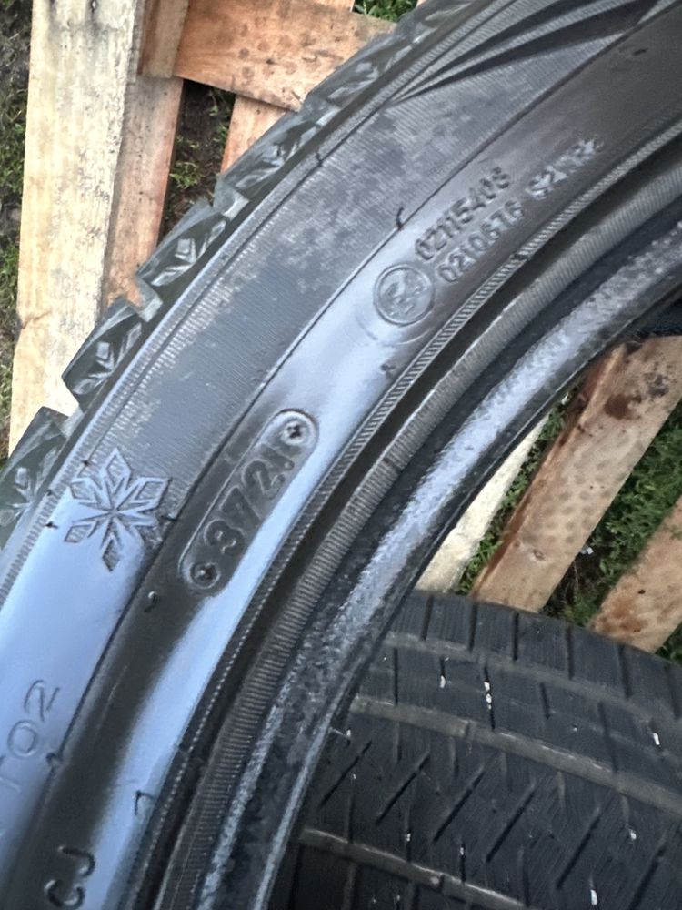 Шини зима 265/40 R20 Triangle