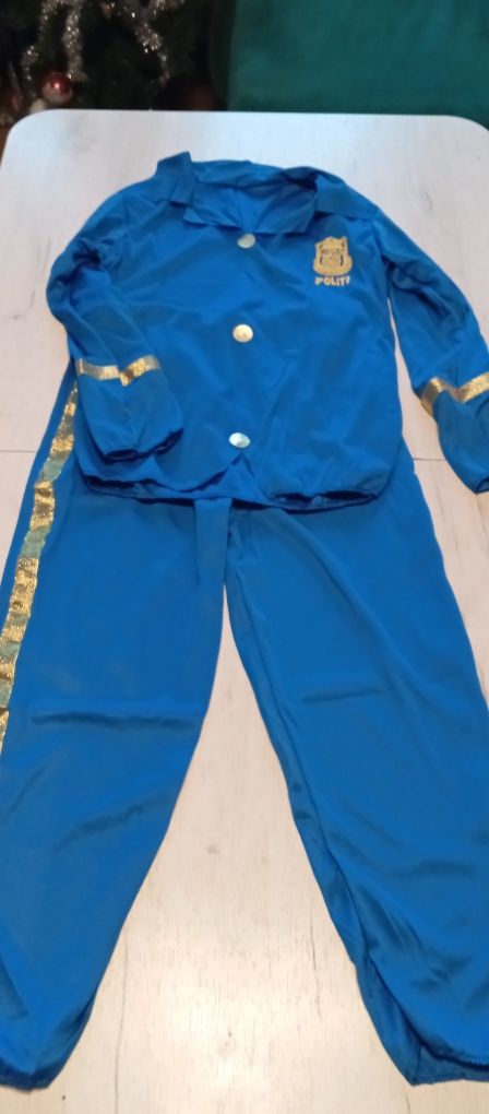 Strój policjanta 122/128