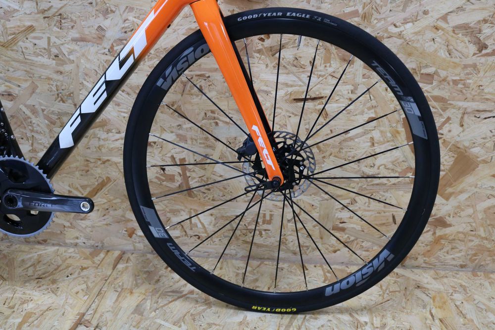 Bicicleta disco Felt FR Sram Force AXS 12v elétrico