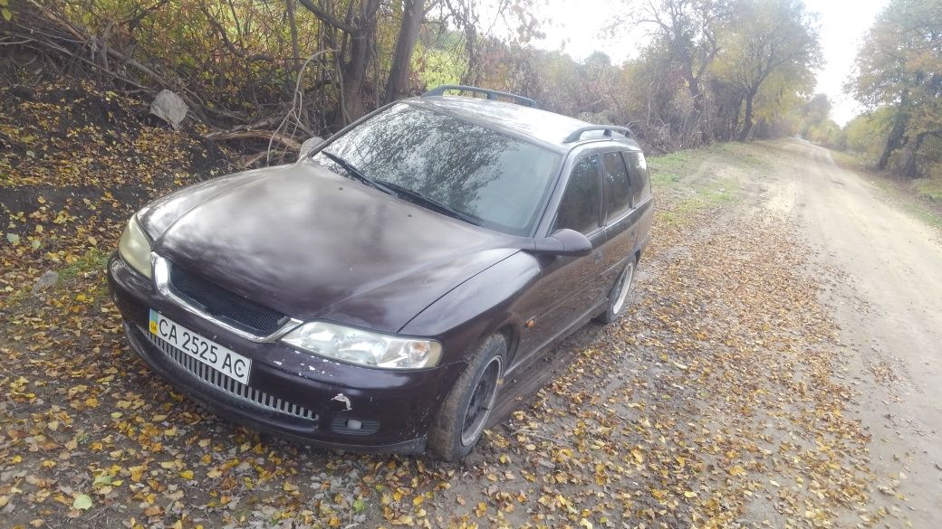 Автомобіль Opel Vectra B 1.8 2000