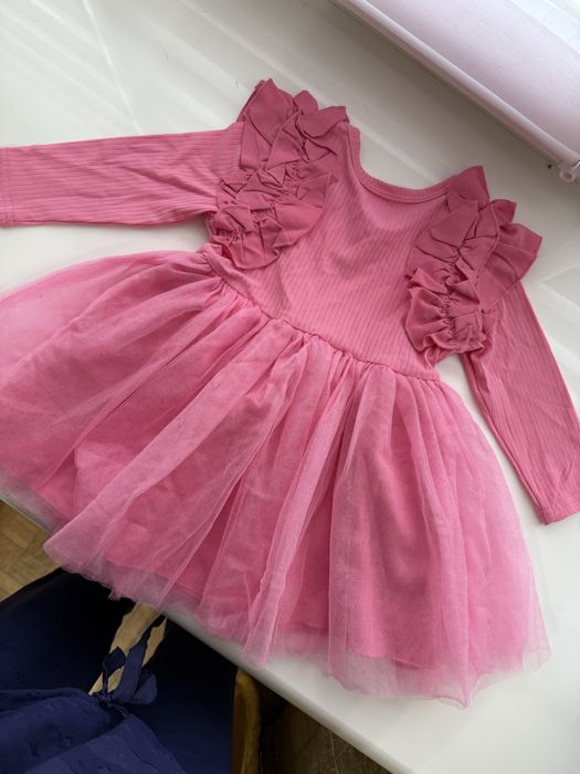 Святкова сукня 9-12м