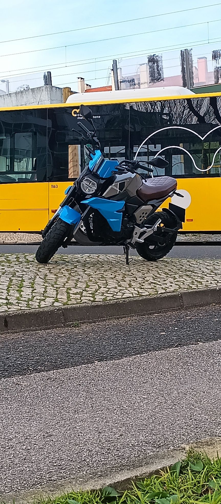 Fkm scrambler 125cc vendo ou troco