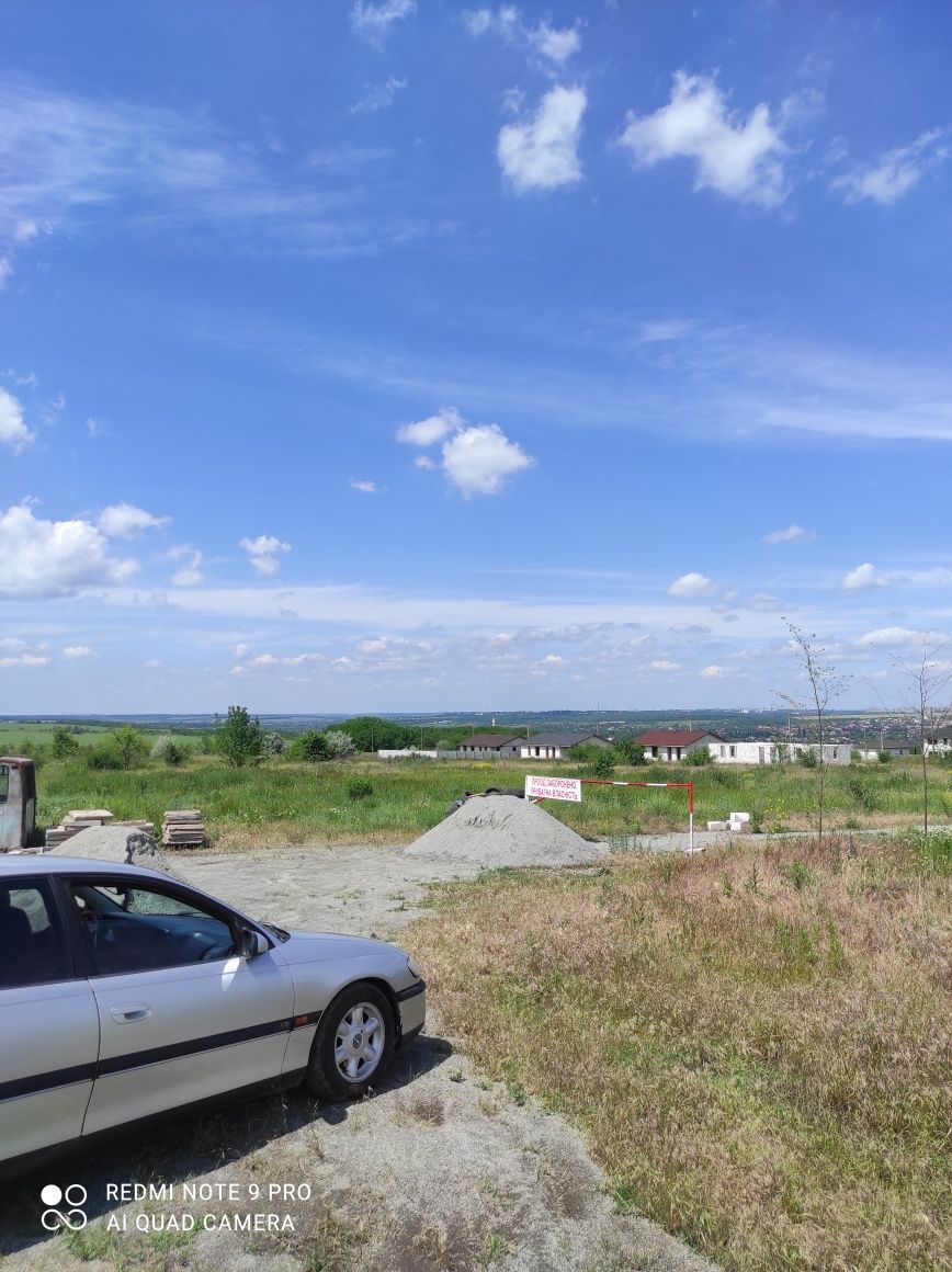 Продам земельну ділянку 12 соток в Новоалександровка