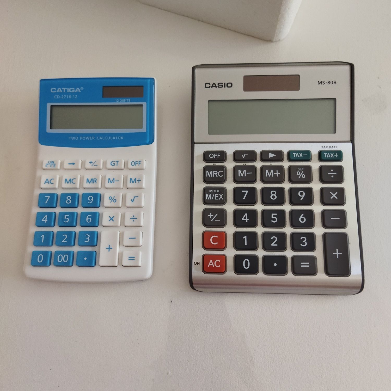 2 Calculadoras Catiga/ Casio