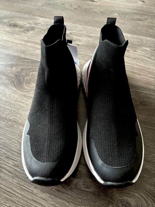 Buty sneakersy ze skarpetą Tommy Hilfiger rozmiar 37