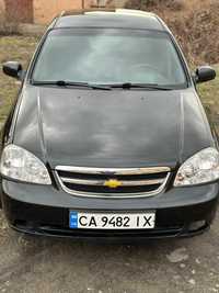 Продам автомобільчик Lacetti