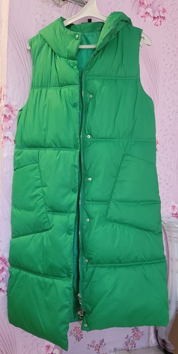 Продам жилет,одела 1 раз