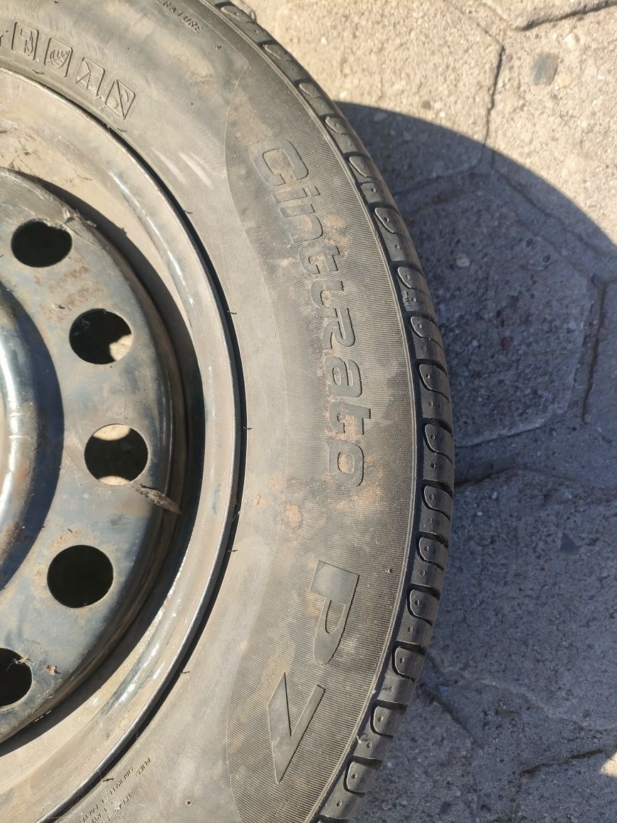 Pojedynka Pirelli 215/60/16 cinturato P7 99H