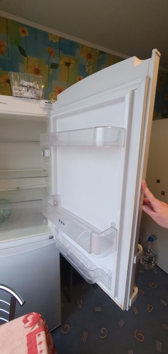 Холодильник Whirlpool