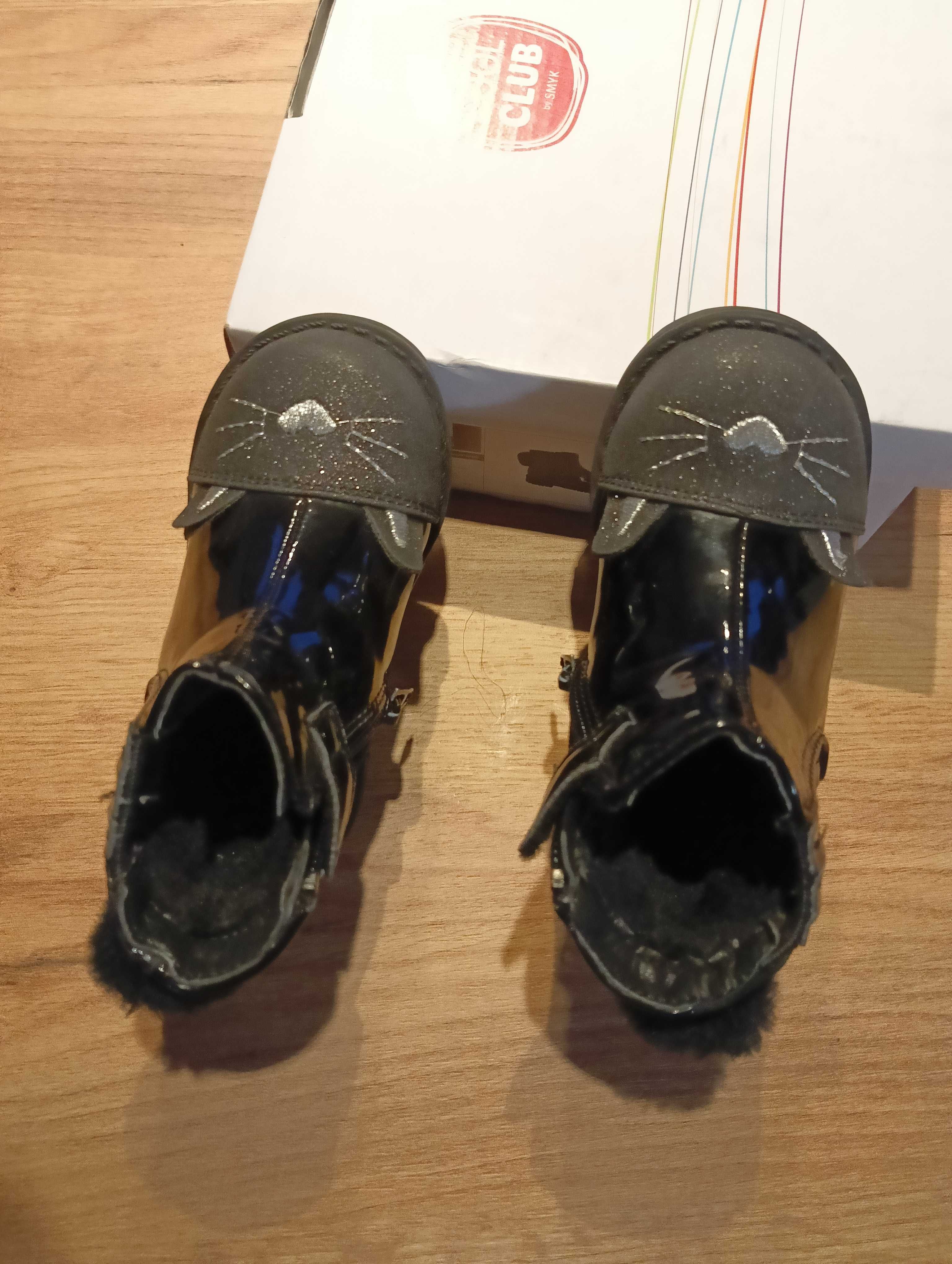 Buty zimowe/ Botki dla dziewczynki rozm. 21