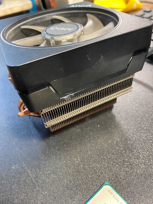AMD Ryzen 7 1800X 3.6GHz, RGB Wraith Prism Cooler
