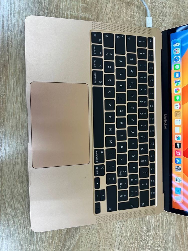 MacBook Air 13" M1 256GB 2020 Gold Late (MGND3)