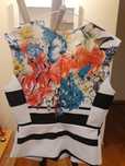 Blusa Nakuro, em estado muito bom. Está  como nova