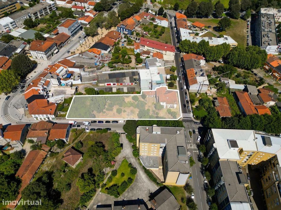 Terreno com Projeto aprovado para 37 apartamentos + Moradia Histórica